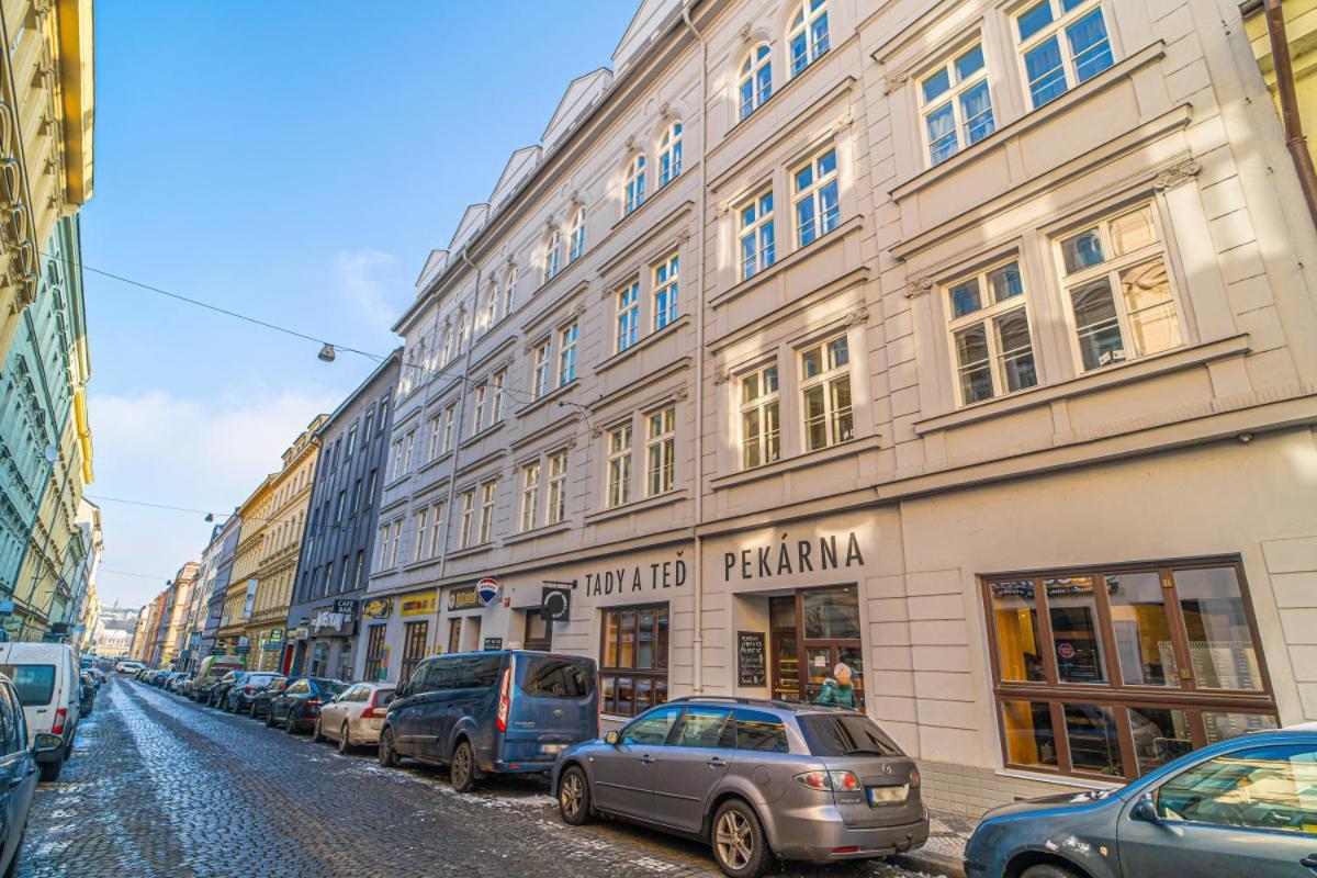 Utulny Byt V Centru Prahy Prag Eksteriør billede
